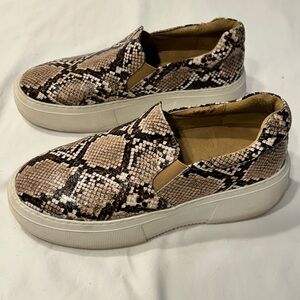J/Slides Heidi Snakeskin‎ Leather Platform Slipon 6.5